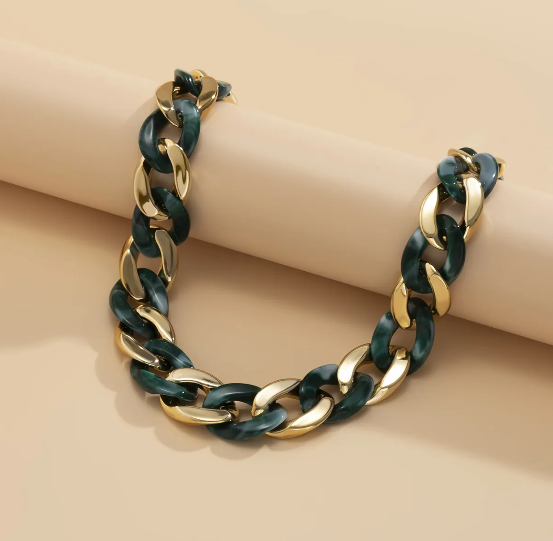 Chunky 2025 tortoise necklace