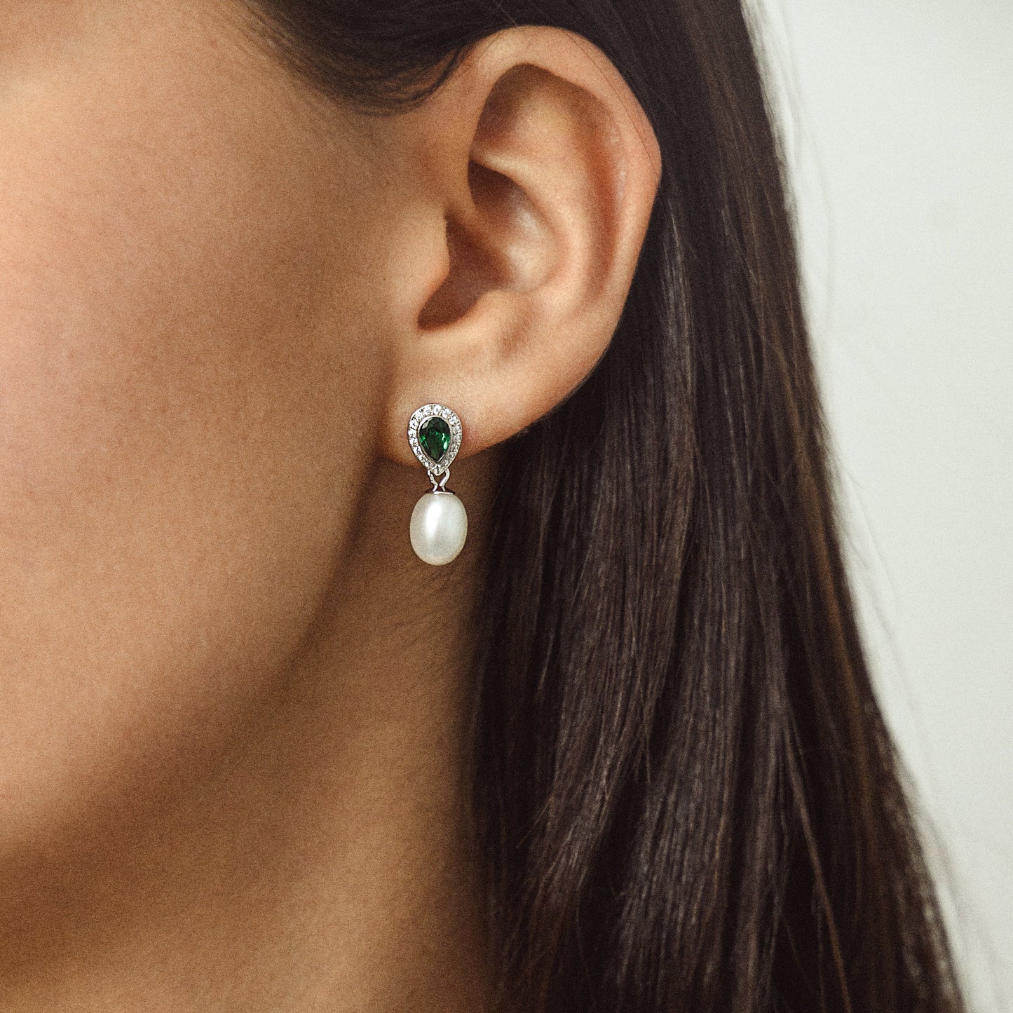 Green Cubic Zirconia & Freshwater Pearl Pendant Necklace Set