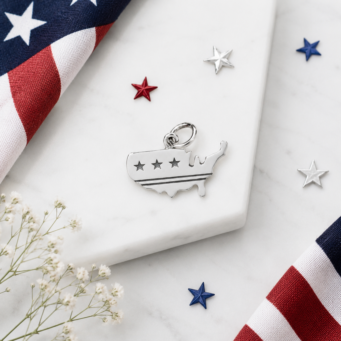 Sterling Silver USA Map Pendant Necklace