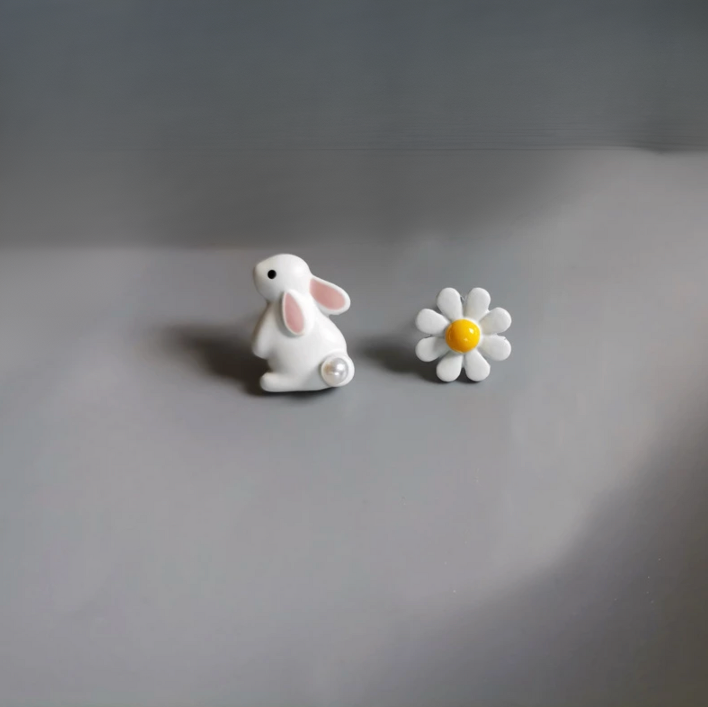 Asymmetrical White Bunny And Daisy Flower Stud Earrings