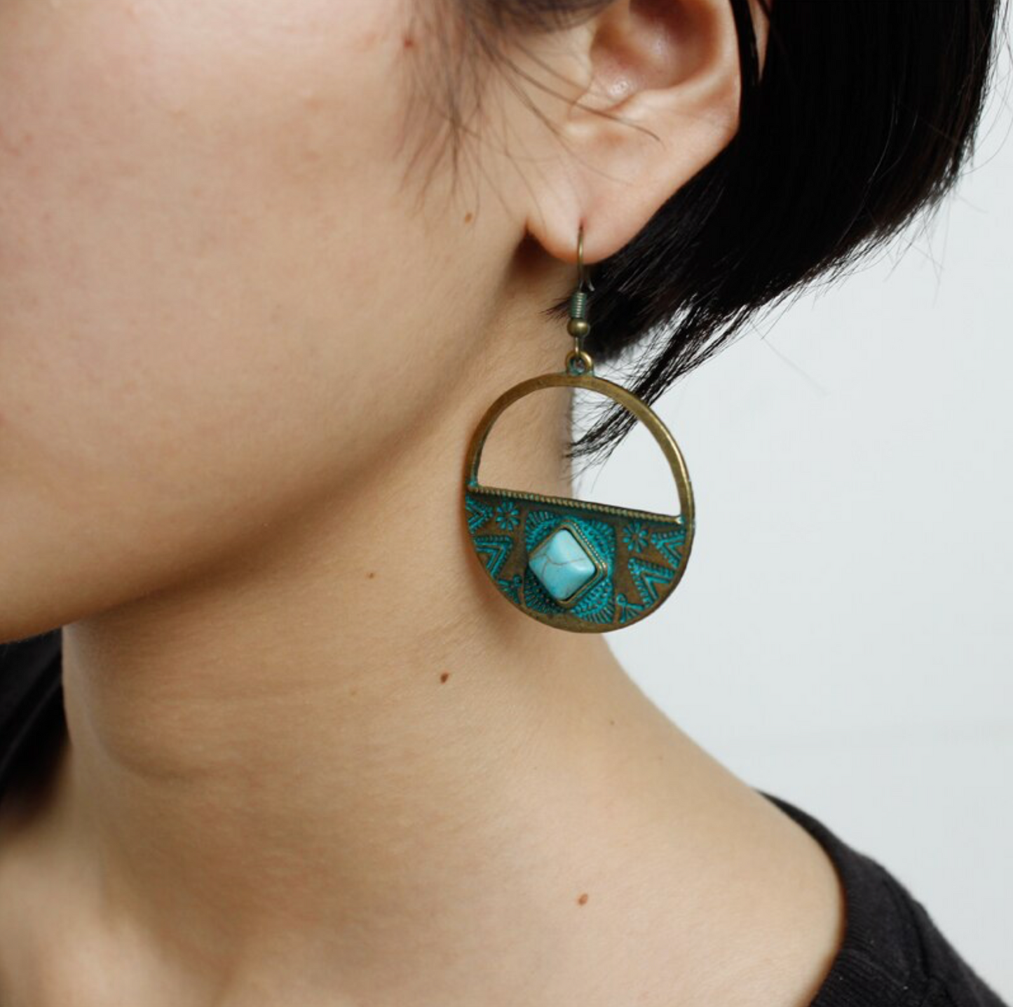 Goldtone & Turquoise Semi-circle Patterned Earrings