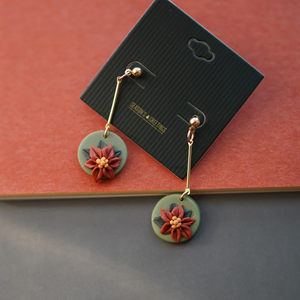 Goldtone & Green Circular Poinsettia Flower Drop Earrings