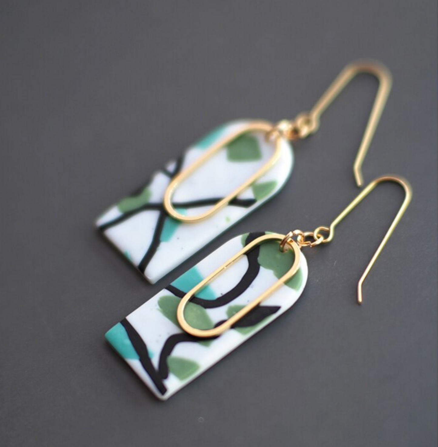 White & Green Mix Arched Earrings With Goldtone Open Oval