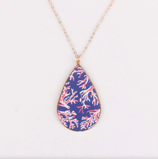 Patterned Teardrop Faux Leather Pendant Necklace