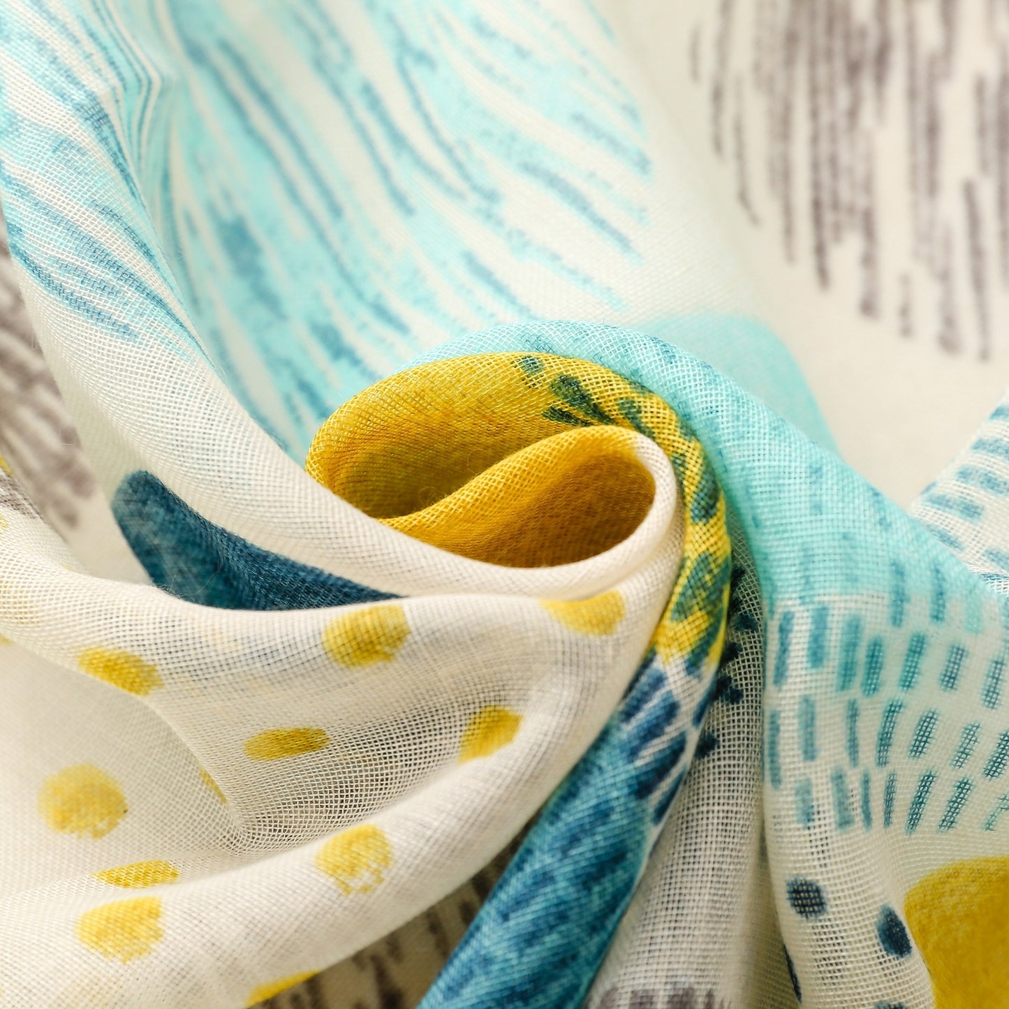 Modern Circle Tassel Scarf
