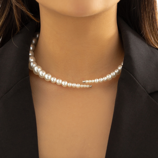 Graduated Imitation Pearl Choker Necklace