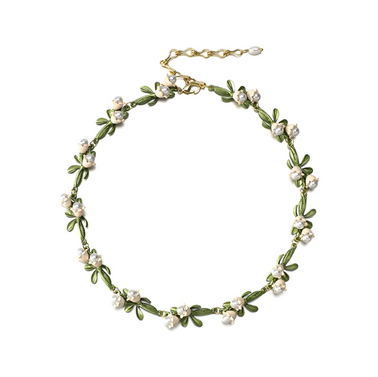 Green Leaves Floral Pearl Necklace