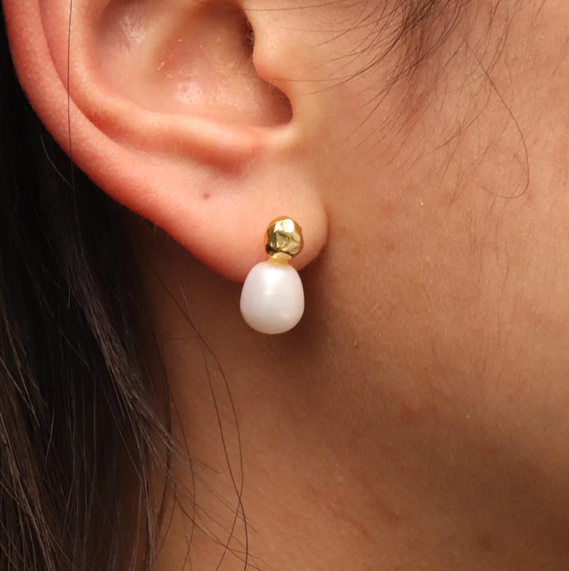 18K Gold Plated Sterling Silver & White Freshwater Pearl Stud Earrings - Signature Pearls