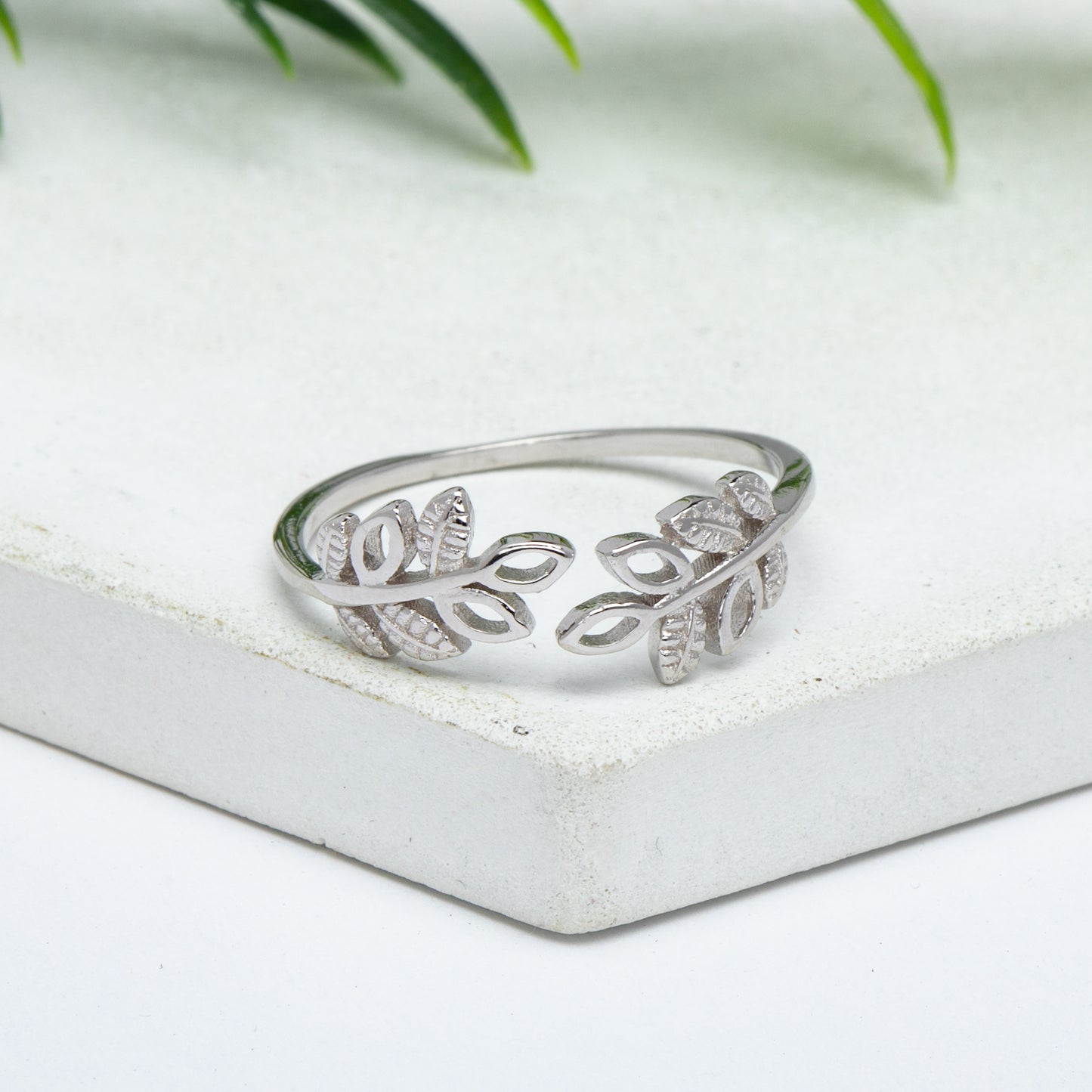 Sterling Silver Adjustable Leaves Ring