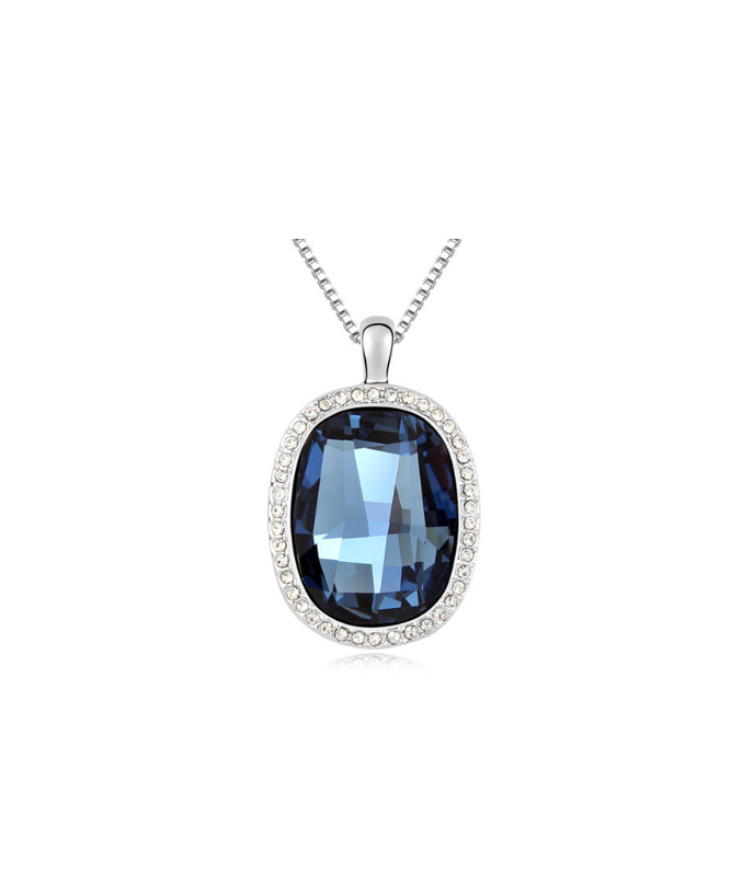 Oval Pendant Necklace with Swarovski Crystals