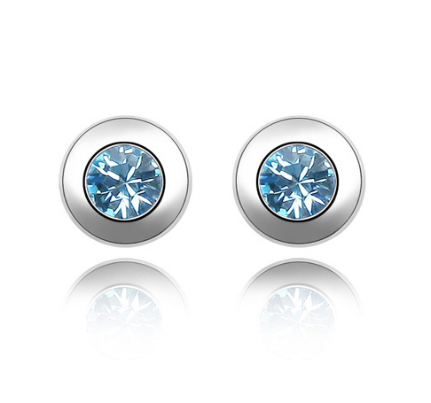 Dainty Circular Crystal Stud Earrings