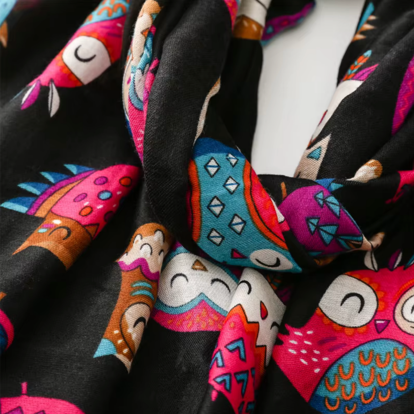Vibrant Owl-Print Scarf in Black
