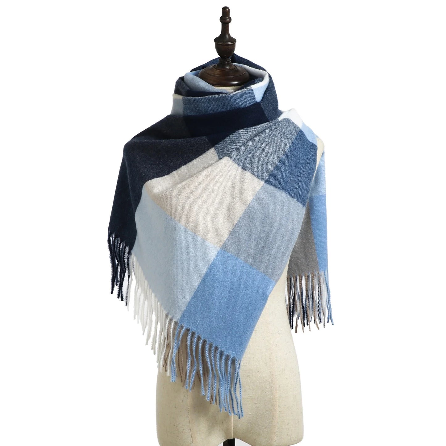 Cosy Plaid Scarf With Tassels