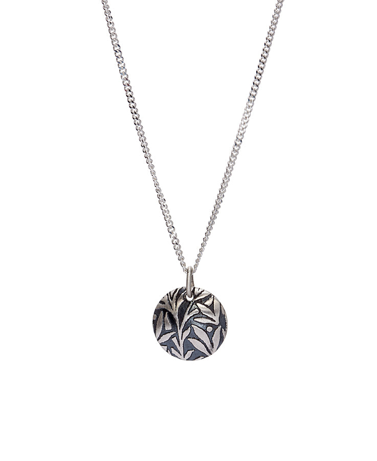 Sterling Silver Leaves Carved Round Pendant Necklace