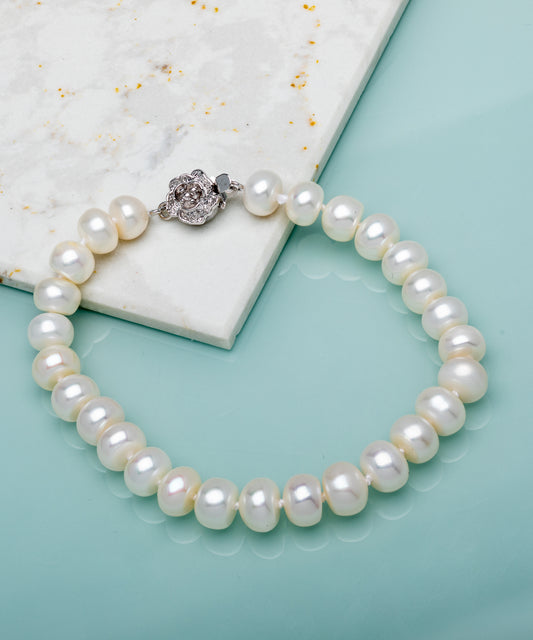 Freshwater Pearl Bracelet With Rose Clasp